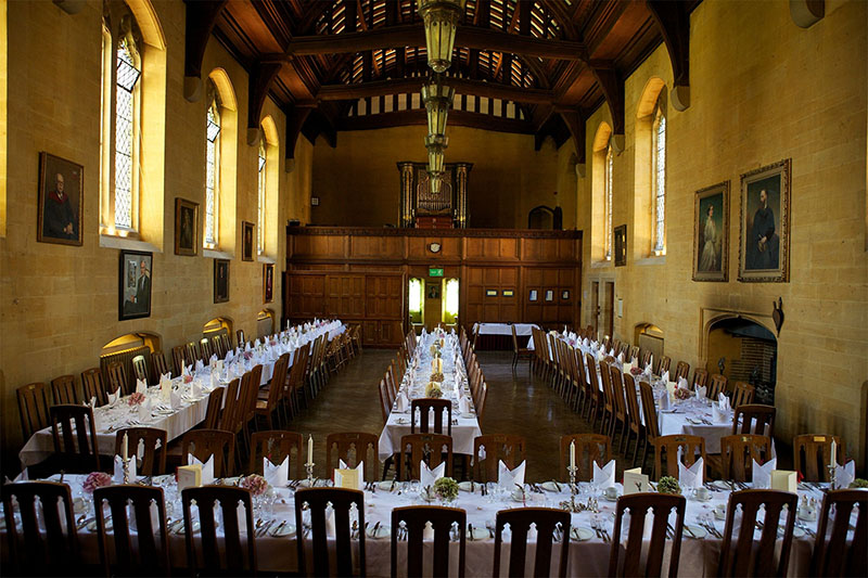 Oxford round table dining hall